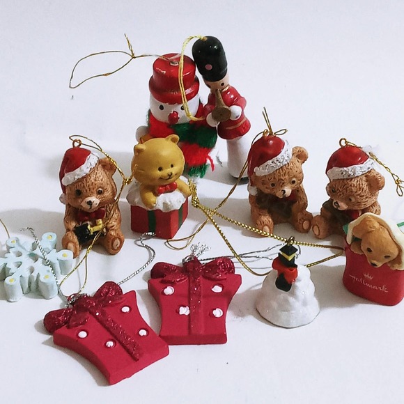 Vintage Christmas Miniature Tree Ornaments Set of 10 Santa Bears Snowman & (z) - Picture 4 of 4